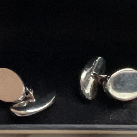 LINKS of London Silver Cuff Links in Original Box - Picture 3 of 5